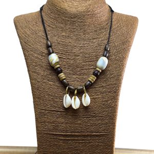 WOOD NECKLACE
