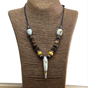 HORN PENDANT NECKLACE